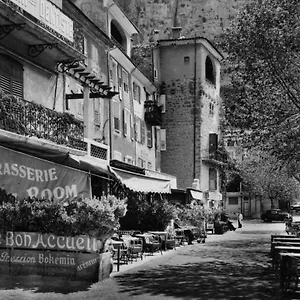  Hotel Bon Accueil France